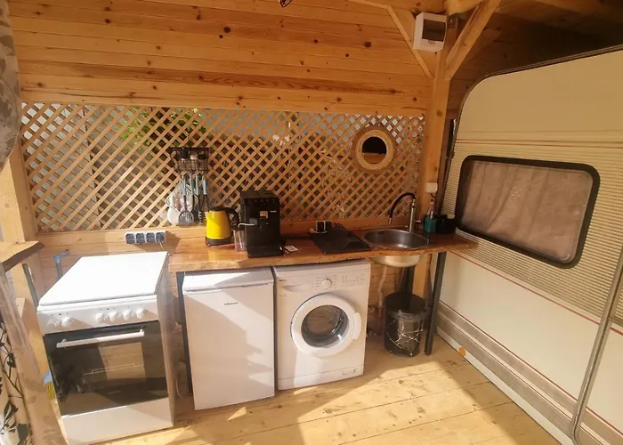 אתר קמפינג каравана амалтея סוזופול